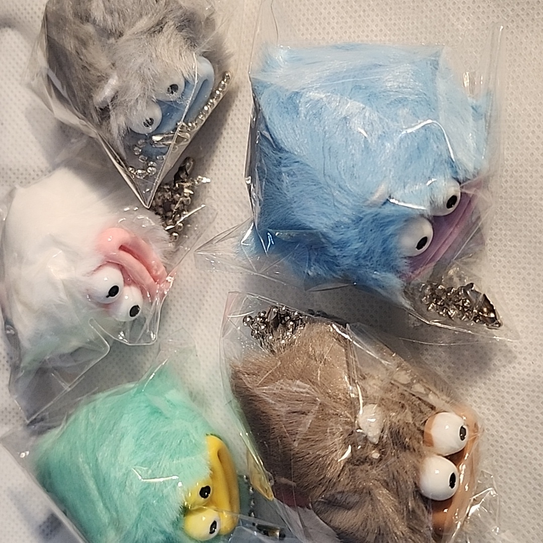 Super Cute Sausage Mouth Keychain  Your Choice Of Color